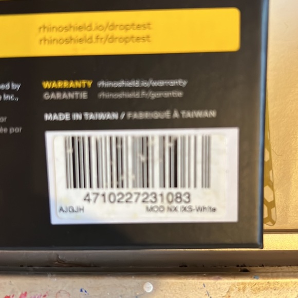 Rhino shield Mod NX tough customizable modular system for Apple IPhone XS. - Picture 3 of 3